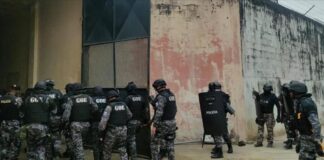 Policía asesinó a su pareja en Ecuador y fallece tras dispararse en la cabeza