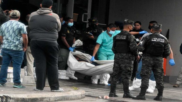 Condenan a 121 años de prisión a implicados en asesinato de hijo de expresidente hondureño