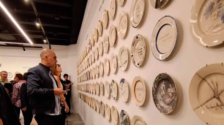 Colección de platos de la ceramista María Luisa Tovar se expone en el Espacio Arte al Cubo