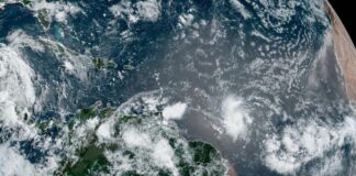 Caribe Oriental emite una alerta de huracán por aproximación de tormenta tropical Beryl