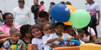 Caraqueños celebran el Día del Niño