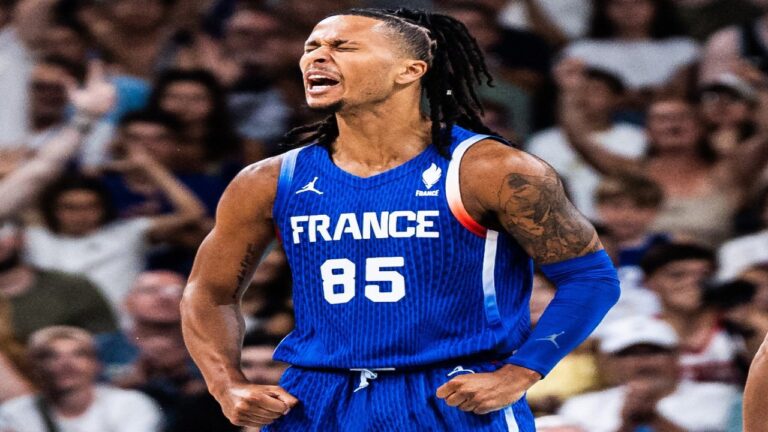 Francia sufrió ante Japón para lograr su clasificación a 4tos de final