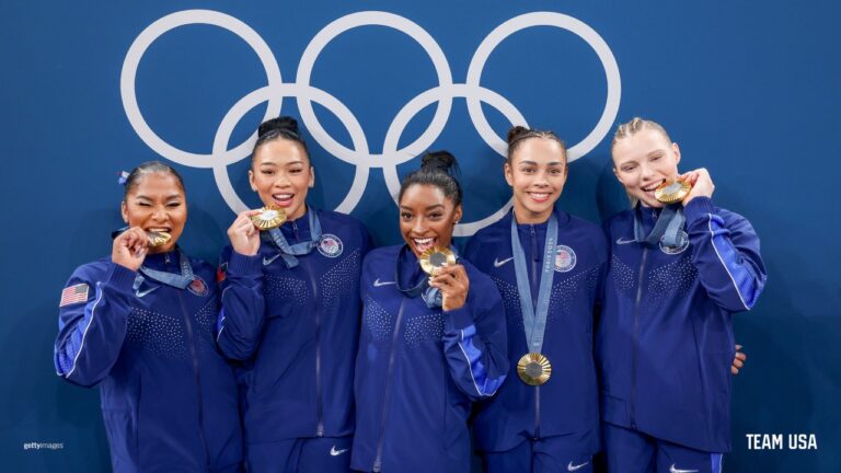Simone Biles y Estados Unidos se colgaron la medalla de oro