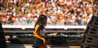La DJ española B Jones dice estar "enfocada" y "nerviosa" ante su sesión en Tomorrowland