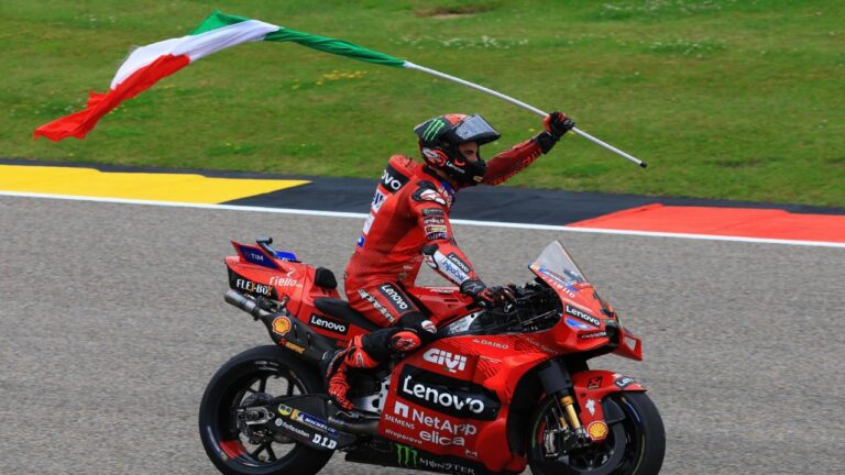 La caída de Martín fue el triunfo de Bagnaia
