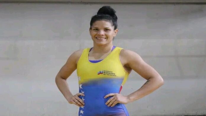 Betzabeth Arguello cayó en su debut