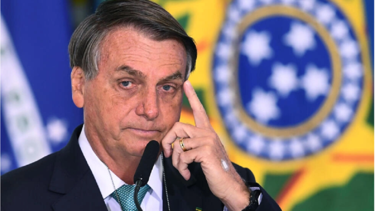 Bolsonaro dice que lo juzgan «con prisa» para impedirle participar en elecciones de 2026