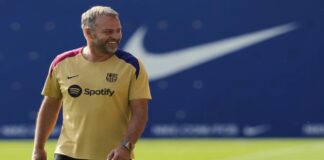 Hansi Flick dirige el primer entrenamiento del Barcelona en Orlando