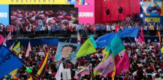 Maduro pidió apoyo amor y voto en su cierre de campaña este 25J