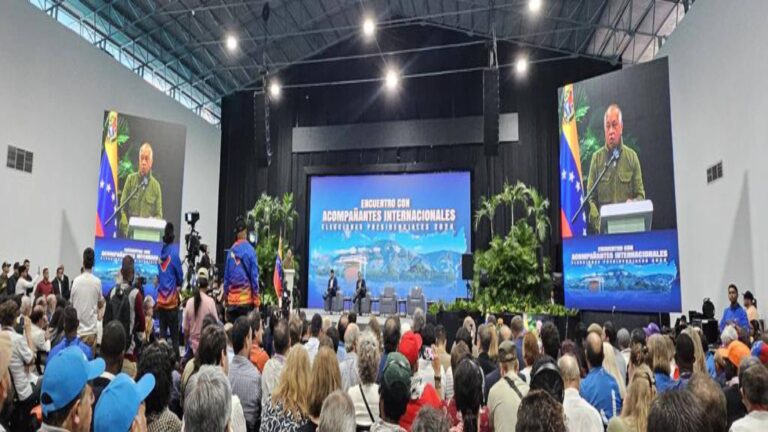 Cabello:"Nos sentimos orgullosos de que los ojos del mundo estén puestos sobre Venezuela"
