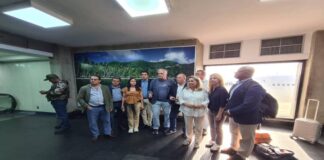Retenida en Caracas la delegación del PP español que viajó a las elecciones, según Feijóo