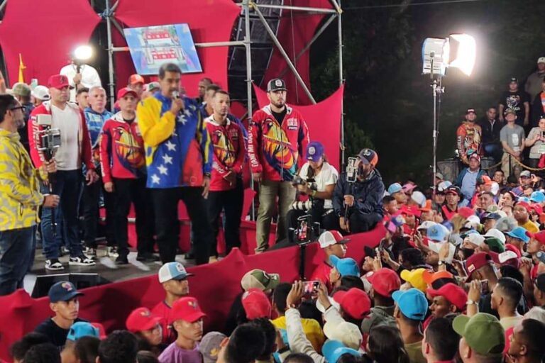 Maduro ante resultados del CNE: «Triunfó la voz de paz»