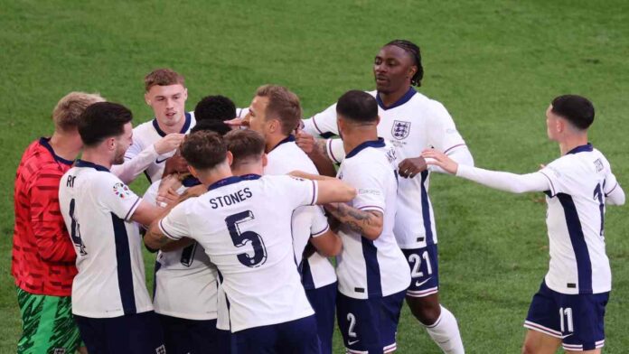 Inglaterra supró en los penales a Suiza y se metió en semifinales