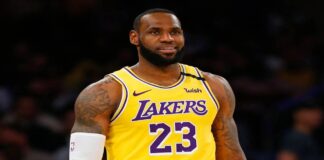 LeBron James renovó por dos años con los Lakers