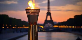 La llama olímpica finaliza su recorrido en París