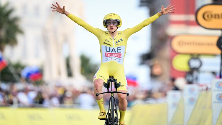 Pogacar festejó su tercer Tour de Francia