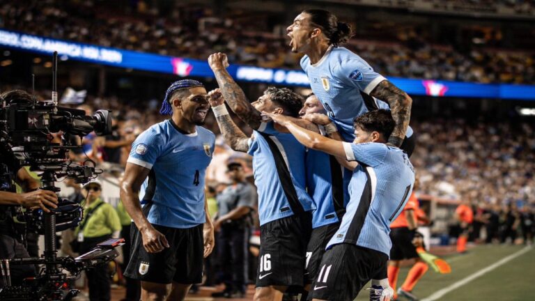 Uruguay le ganó la batalla de los penales a Brasil