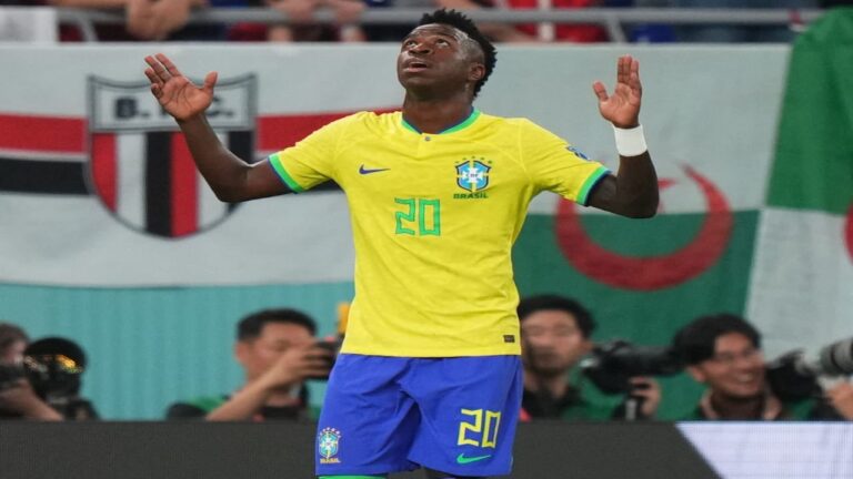 Vinícius asumió la culpa por la eliminación de Brasil