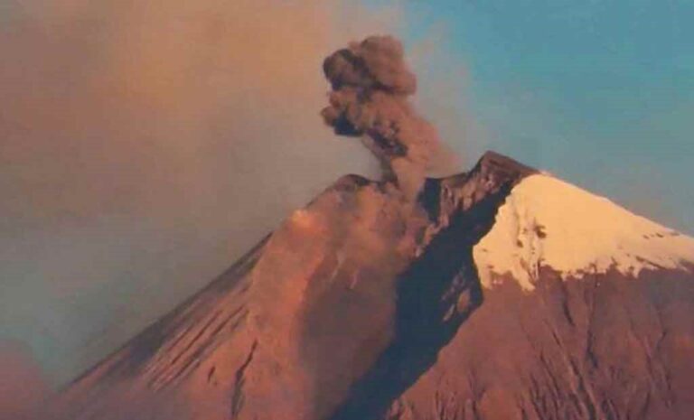 En Ecuador alertan sobre caída de ceniza del volcán Sangay