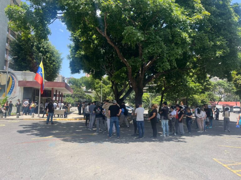 Centro Carter observa comicios de Venezuela con 17 funcionarios en tres estados y Caracas
