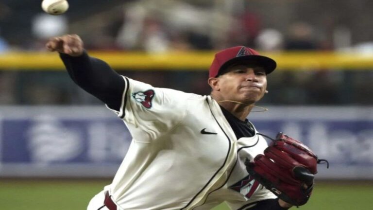 El novato criollo Yilber Díaz ganó por primera vez en la MLB