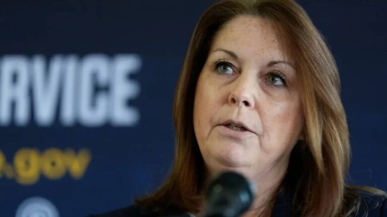Directora del Servicio Secreto de EEUU dimitió tras críticas por el atentado a Trump