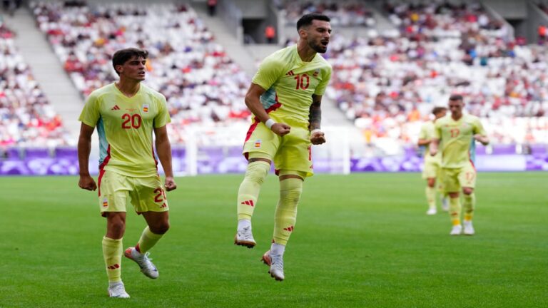 España logró su boleto hacia 4tos de final