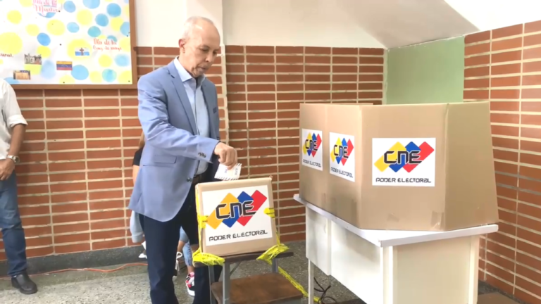 Rector UCV opina que “la legitimidad es proporcional al número de votantes”