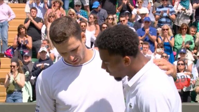 Hurkacz se retira lesionado y alivia el cuadro de Djokovic