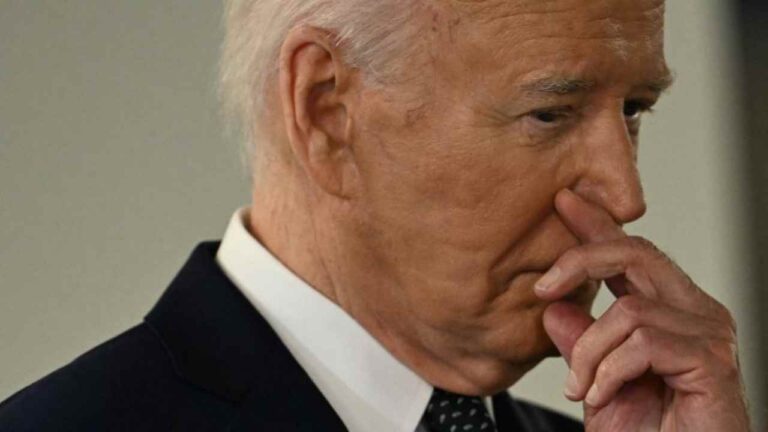 Un ultimátum dan senadores demócratas a Biden para proteger a los migrantes antes de Trump