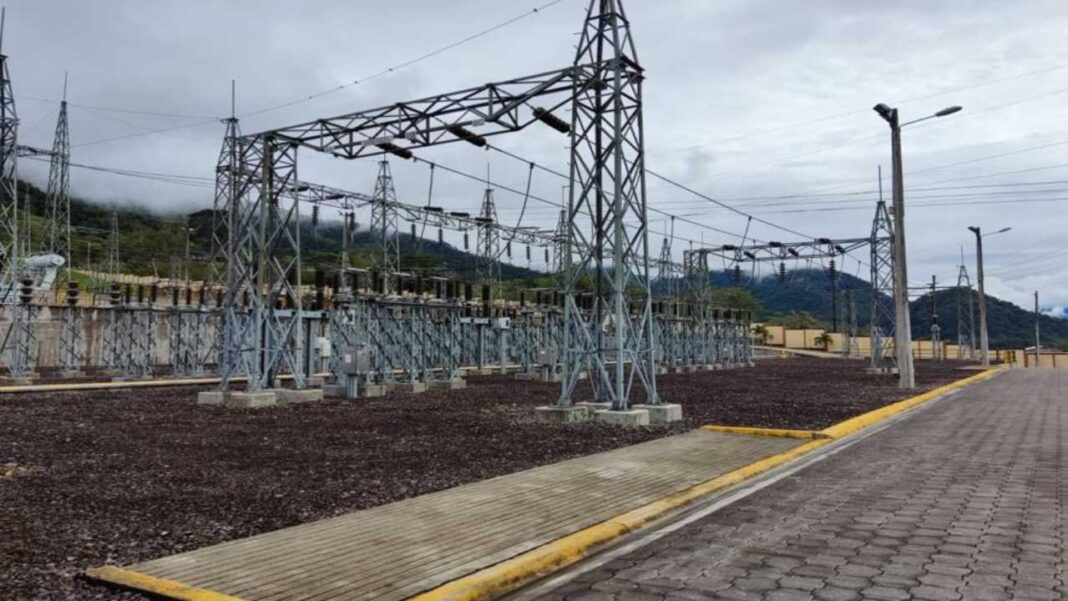 Gobierno de Ecuador busca asociarse con privados para proyectos energéticos