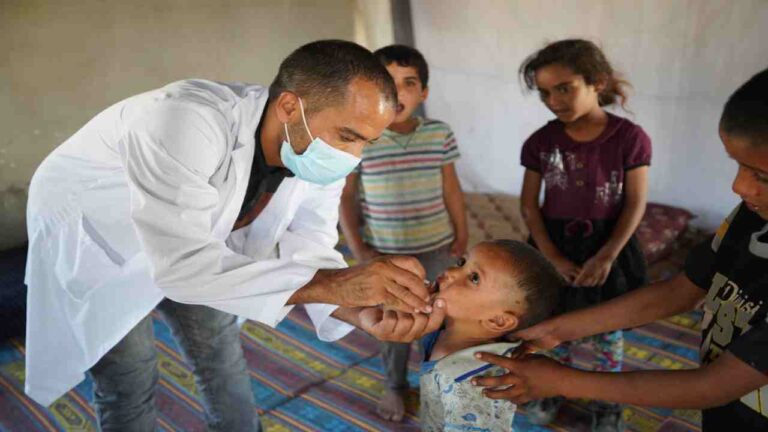OMS «extremadamente preocupada» ante posible estallido de un brote de polio en Gaza