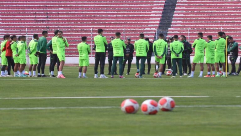 Bolivia ya entrena en la altura pensando en su duelo con Venezuela