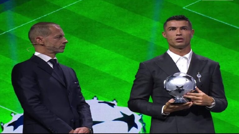 Cristiano Ronaldo recibió el premio como máximo goleador  histórico de la UEFA Champions League