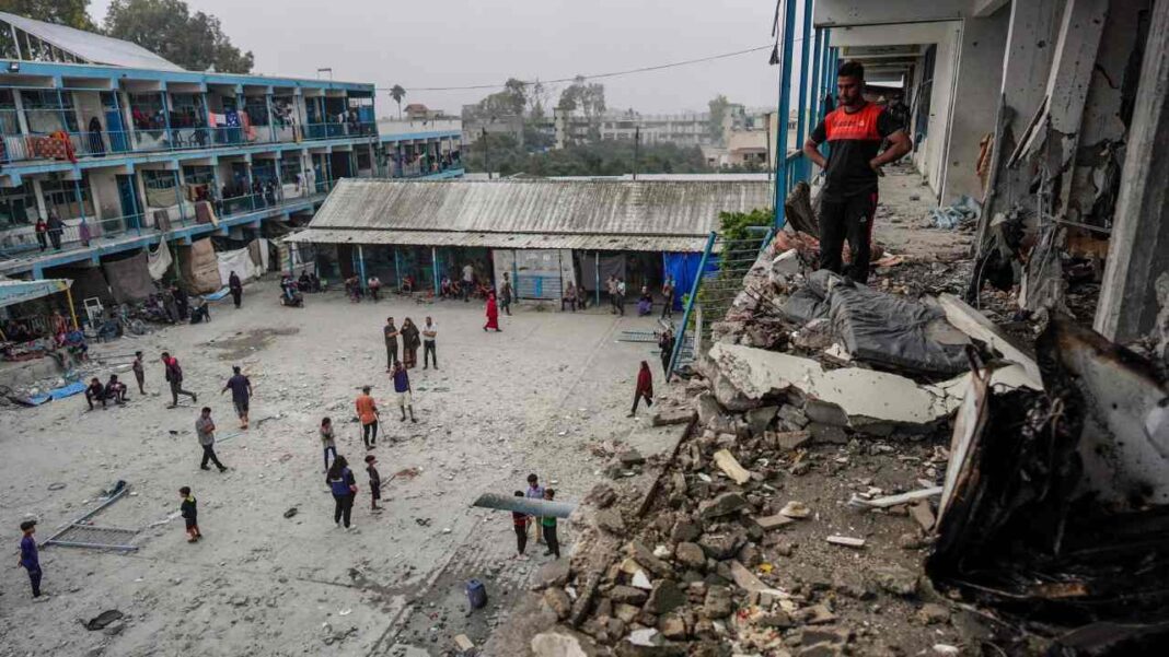 Sube a 30 el número de muertos tras bombardeo de dos escuelas en Gaza