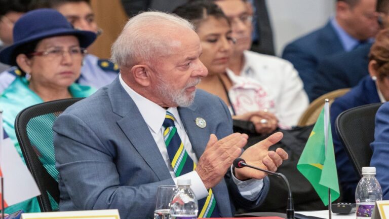 Lula afirmó que la economía brasileña sigue equilibrada ante posible crisis internacional