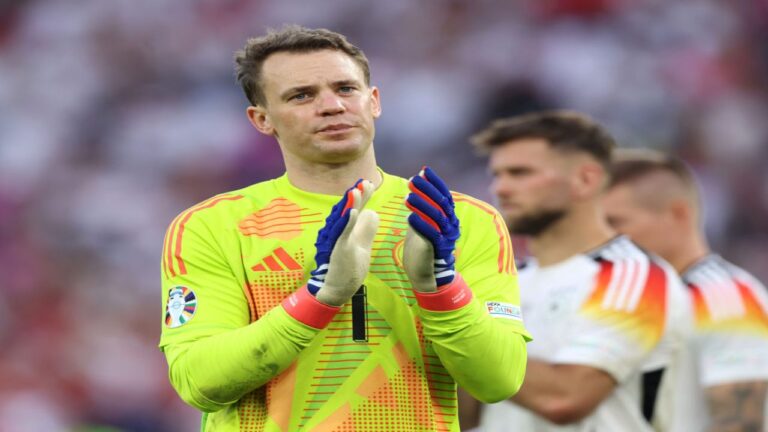 Neuer anunció su retiro de la selección de Alemania