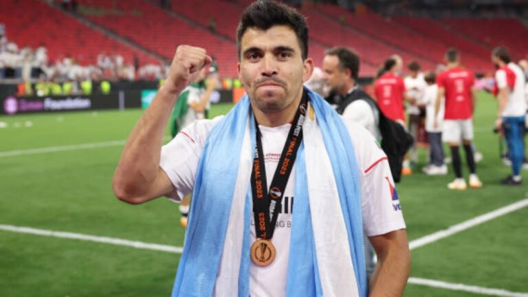 Marcos Acuña llegó a Argentina para cerrar su fichaje por River Plate