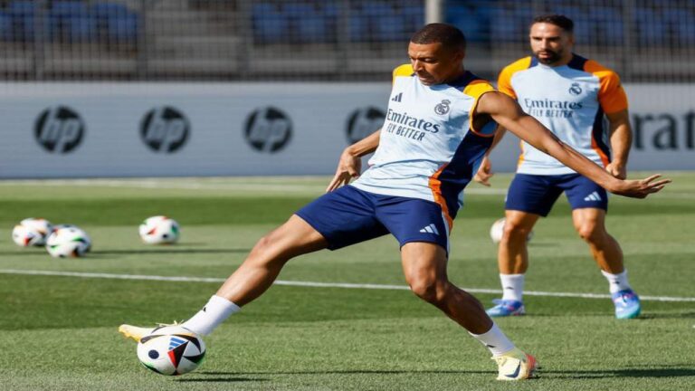 Real Madrid completó su último entrenamiento en Madrid antes de la Supercopa