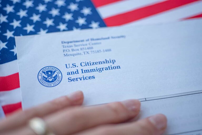 Especialista aclara dudas sobre medidas migratorias en EEUU: ¿cambiar estatus o ser deportado?