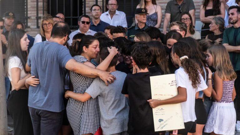 Asesinan a niño de 11 años con un arma blanca en España