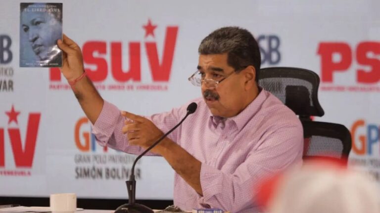 Presidente Maduro asegura que hubo un intento de golpe ciberfascista