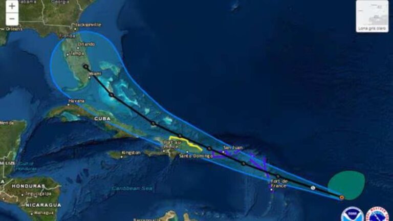 Tormenta Ernesto gana fuerza mientras se acerca a Puerto Rico y las Islas Vírgenes