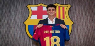 Pau Víctor firma con el primer equipo del Barcelona hasta 2029