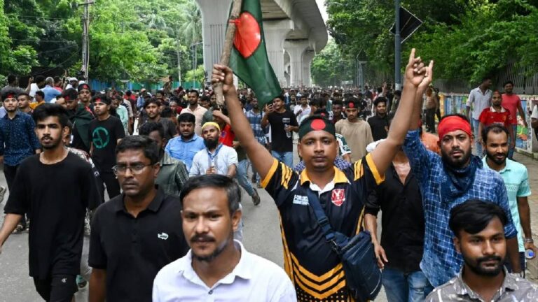 Gobierno interino de Bangladés anuncia juicios rápidos por muertes durante protestas