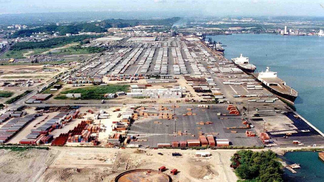 Cierran los puertos marítimos de Puerto Rico ante la llegada de la tormenta Ernesto