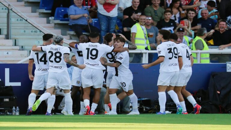 Parma sacó provecho de las debilidades del Milan
