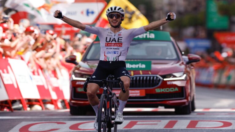 Adam Yates se impuso en la novena etapa de la Vuelta a España