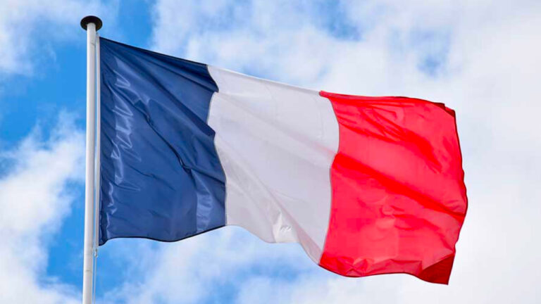 Francia convoca al representante de Venezuela y aplicará medidas de reciprocidad