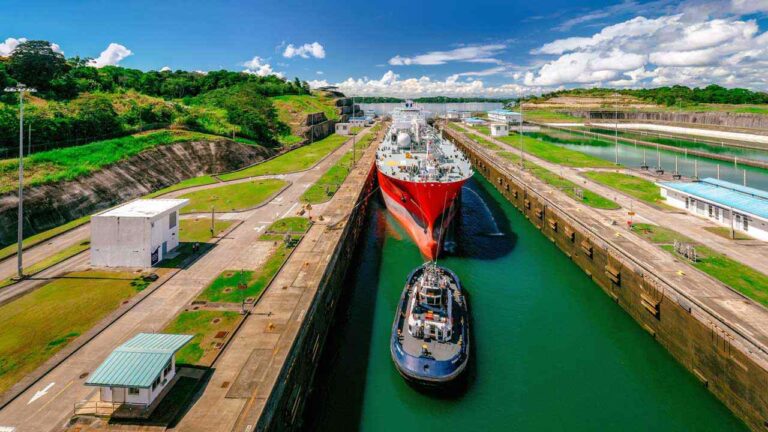 El canal de Panamá confía en desempeño «sólido» pese a nueva guerra comercial EE.UU.-China